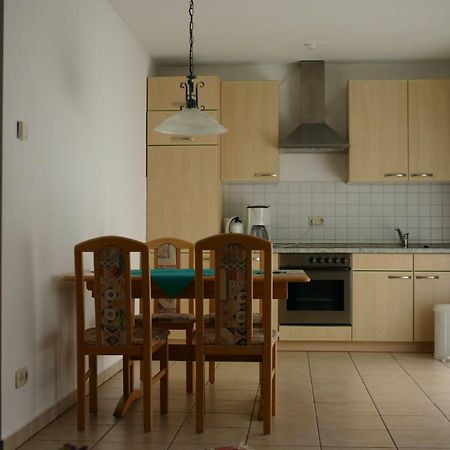 Haus Galerie Eg Apartment Karlshagen Bagian luar foto