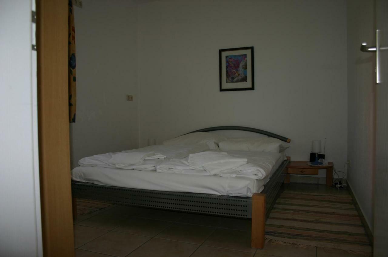 Haus Galerie Eg Apartment Karlshagen Bagian luar foto