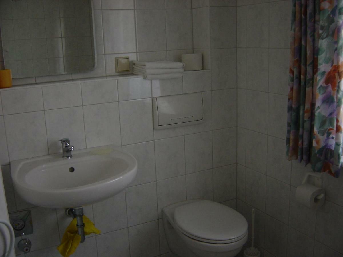 Haus Galerie Eg Apartment Karlshagen Bagian luar foto